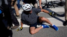 skynews-biden-falls-off-bike_5808519.jpg